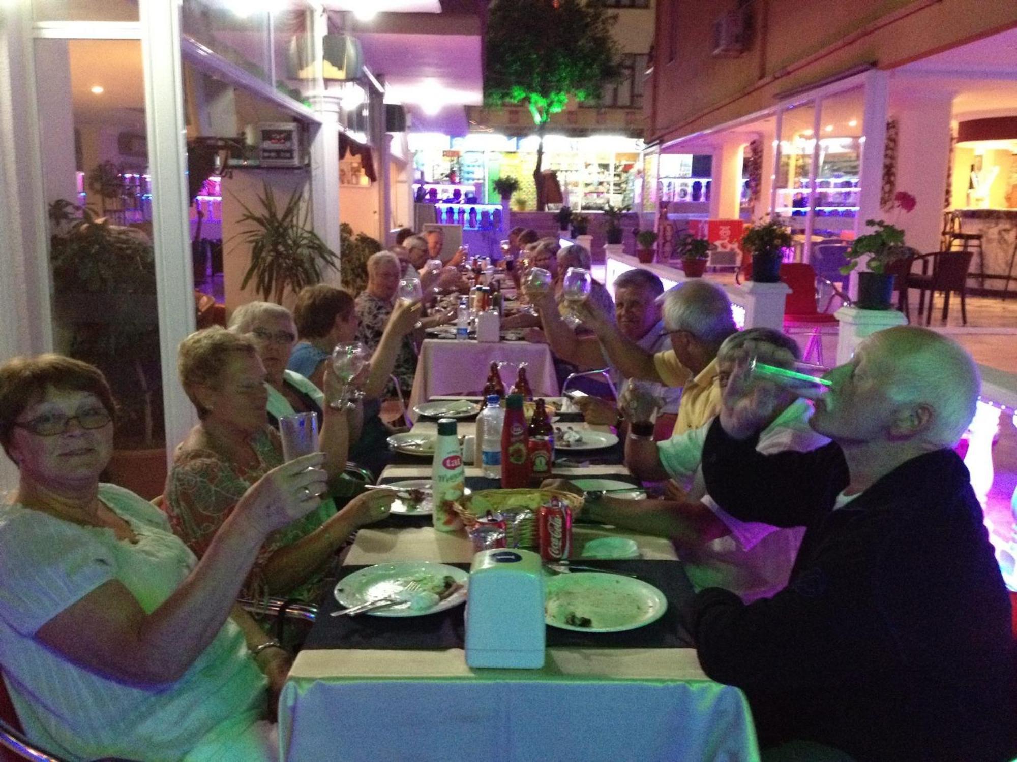 Twin Apart Hotel Alanya Bagian luar foto