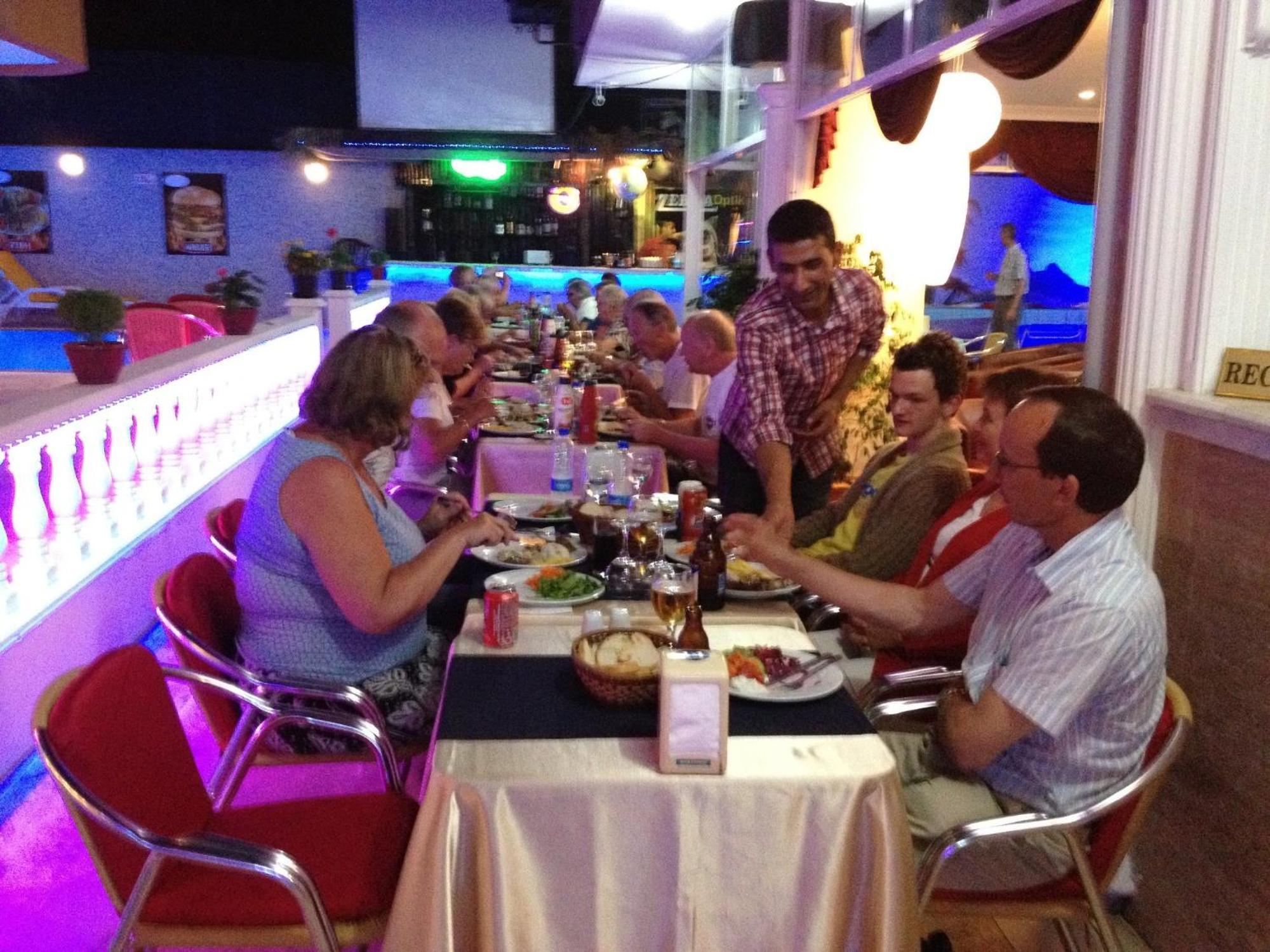 Twin Apart Hotel Alanya Bagian luar foto